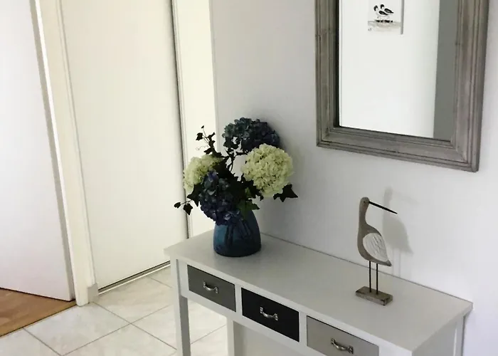 Superbe T3 Cadre Unique 7mn A Pied De La *