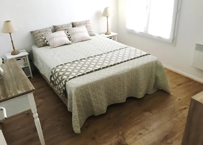 Superbe T3 Cadre Unique 7mn A Pied De La *